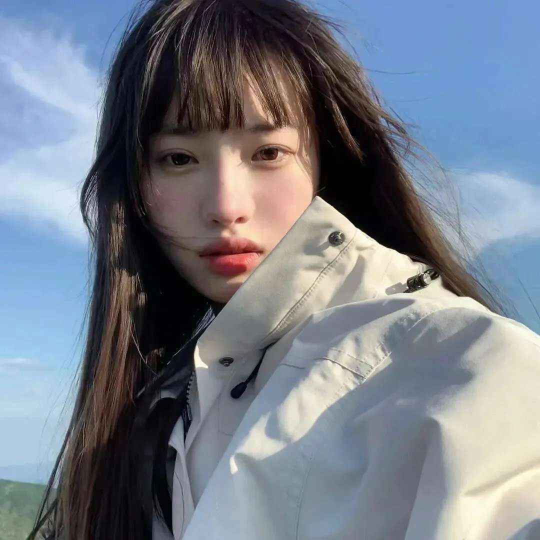 活骷颅 海报